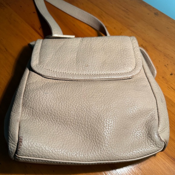 Liz Claiborne Bone Leather Bag - Picture 4 of 16